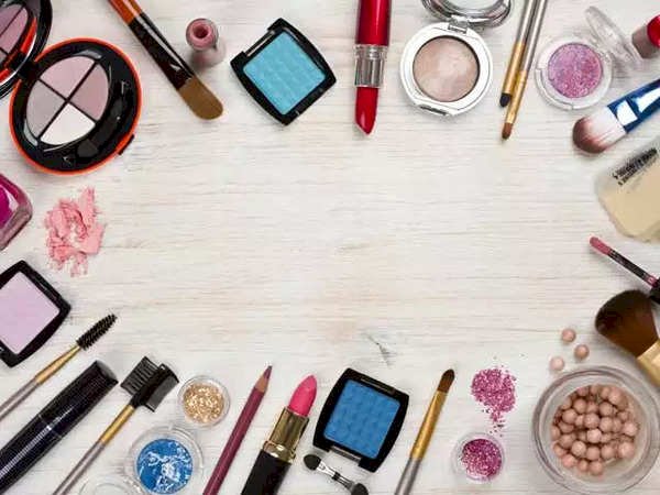 India Cosmetics Market Size to Grow at a Steady CAGR of 5.8% during 2023–2029